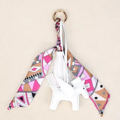 Přívěsek na kabelku OKŘÍDLENÝ KŮŇ (2)